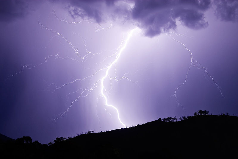 800px Lightning Strike Jan 2007