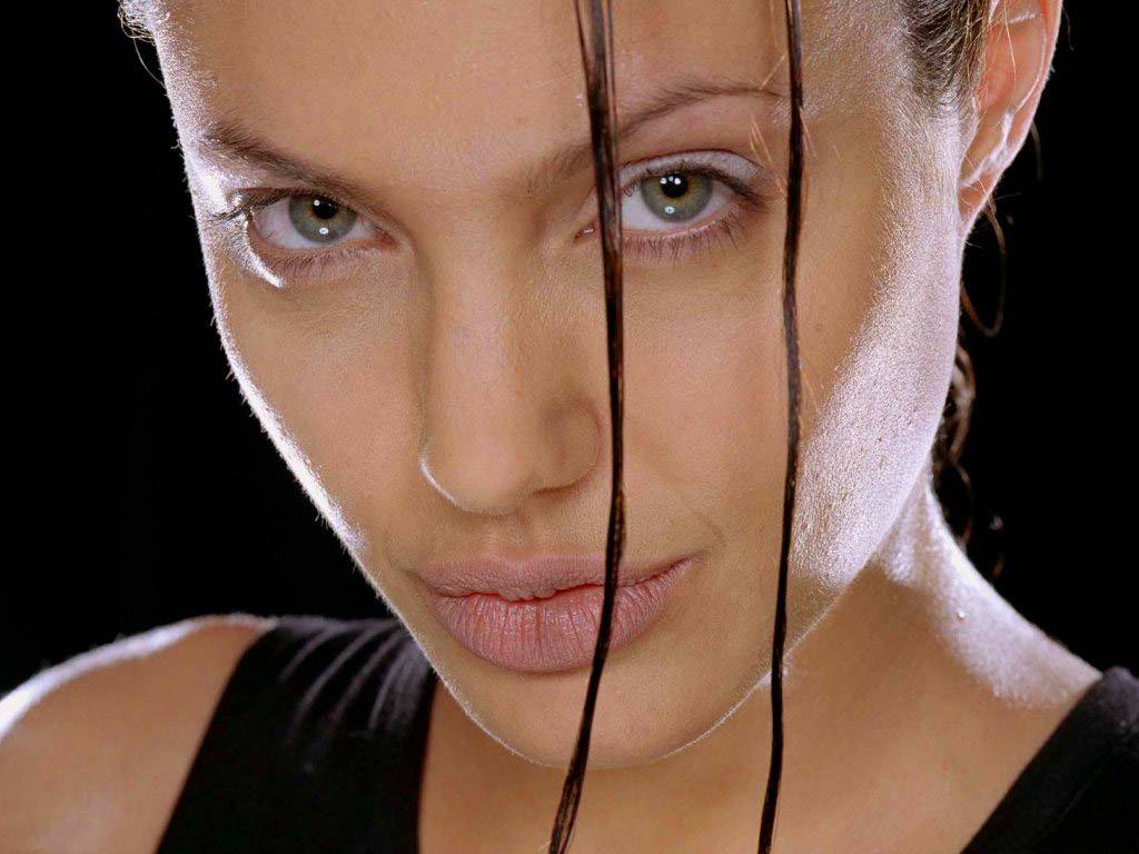 Jolie51024x768