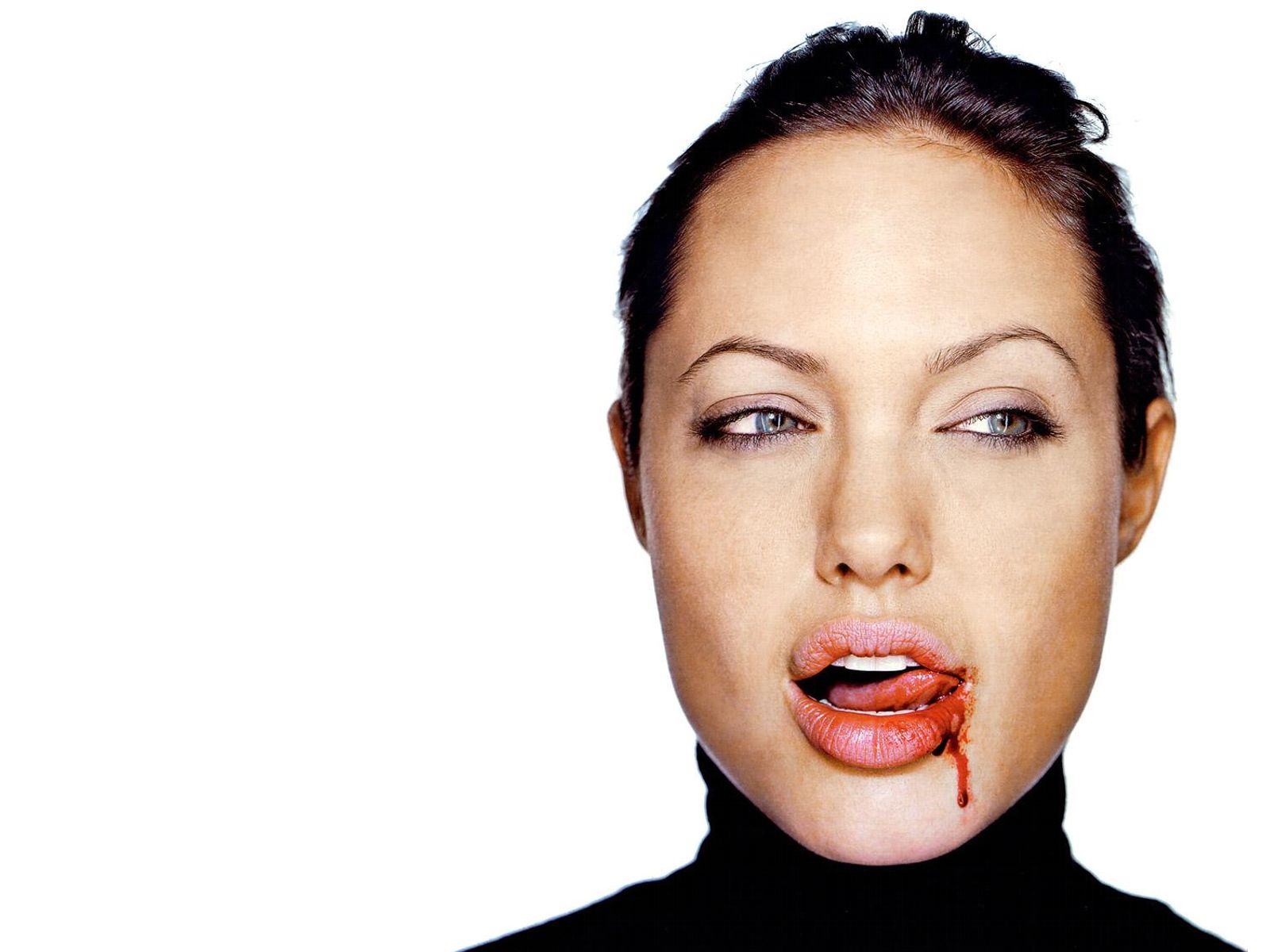 Jolie711600x1200