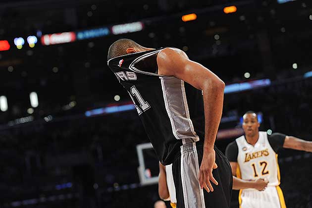 Tim-Duncan-eschews-the-spotlight.-Noah-Graham-NBA-Getty-Images.jpg
