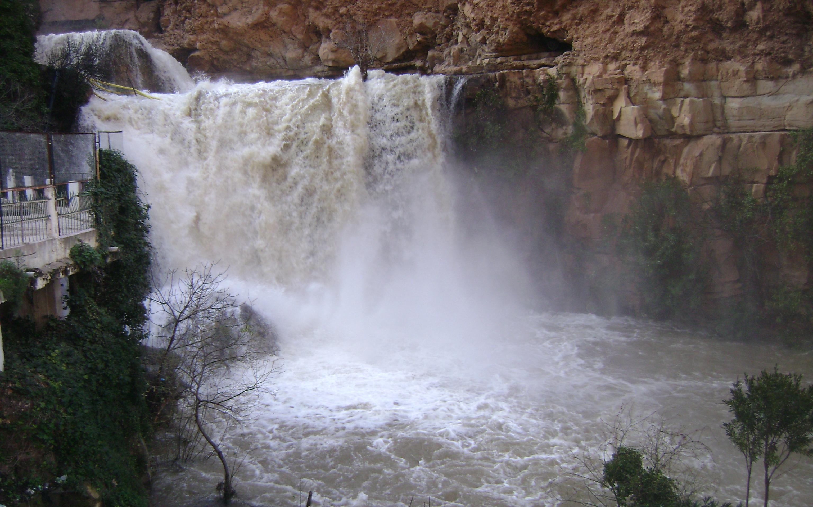 Cascade_d'El-Ourit.jpg